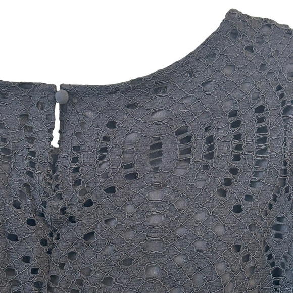 J CREW Black Lace Short Sleeved Lined Blouse Small 🖤 - Picture 6 of 7